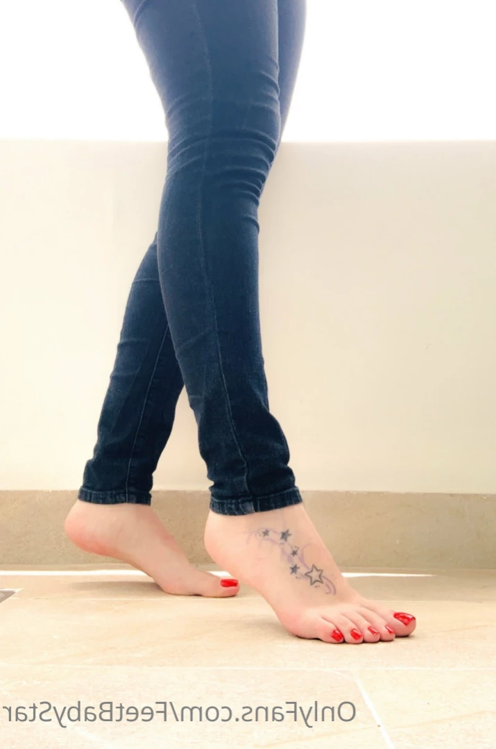 Baby Star 💫 [ feetbabystar ] Onlyfans leaked photo 16368342 on Hotleaks.tv