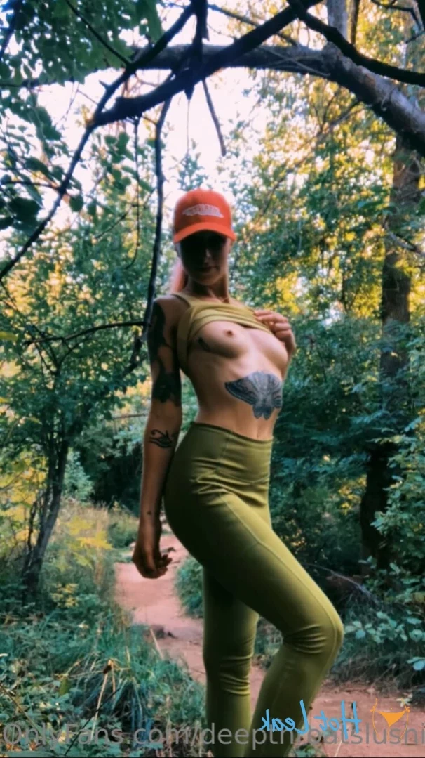 Deepthroat Slushie [ deepthroatslushie ] Onlyfans leaked photo 12204829 on Hotleaks.tv