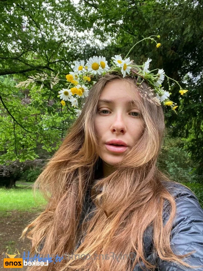 Hanna Banana 🍌 [ banana69split ] Onlyfans leaked photo 15623235 on Hotleaks.tv