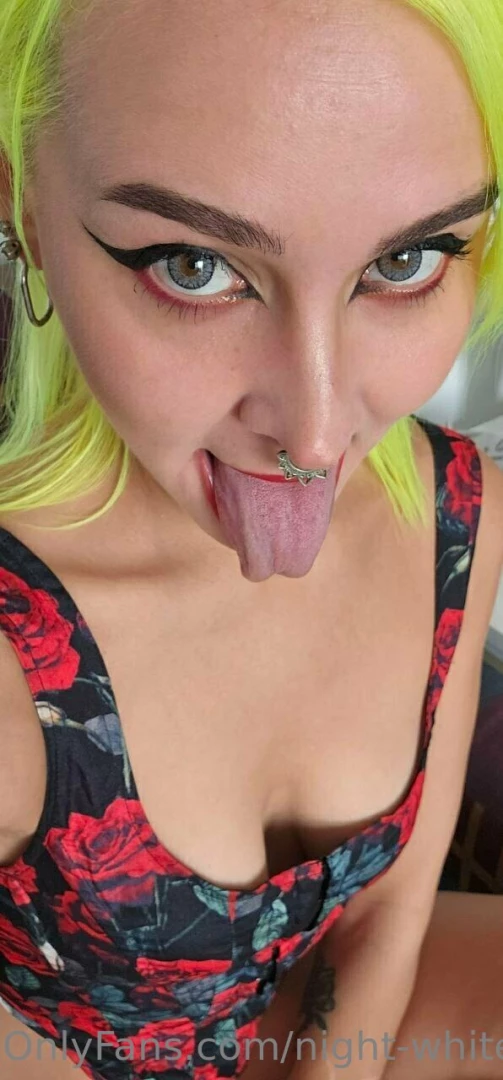 Night White Witch [ night-white-witch ] Onlyfans leaked photo 18416050 on Hotleaks.tv