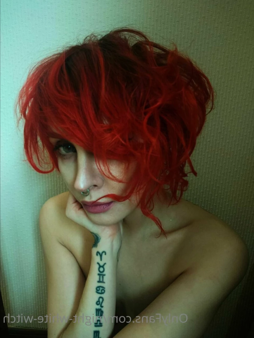 Night White Witch [ night-white-witch ] Onlyfans leaked photo 13243967 on Hotleaks.tv