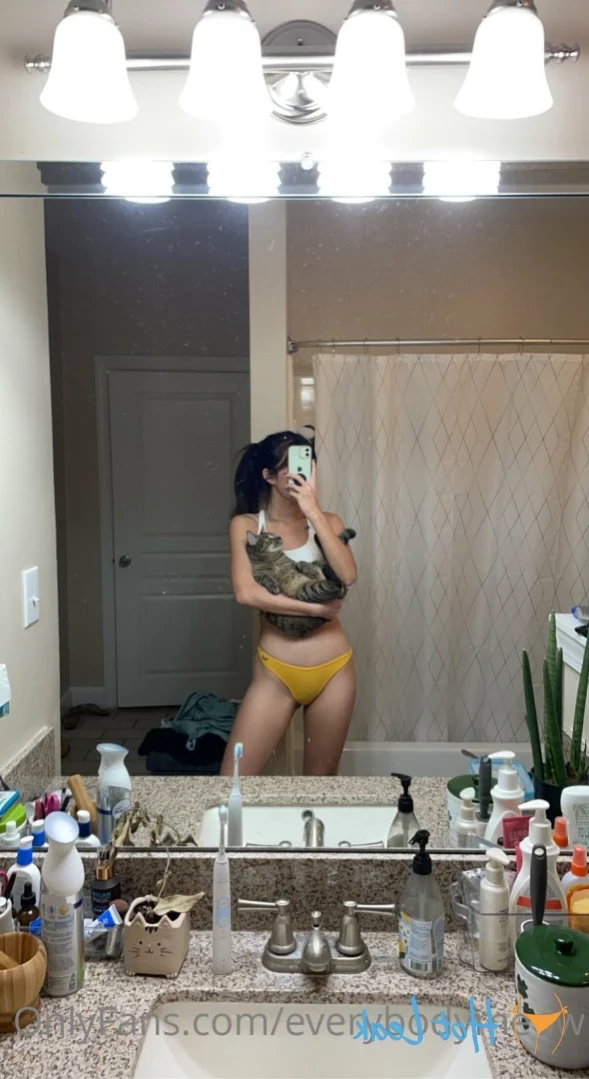 Everybody Meow [ everybodymeow ] Onlyfans leaked photo 11736563 on Hotleaks.tv