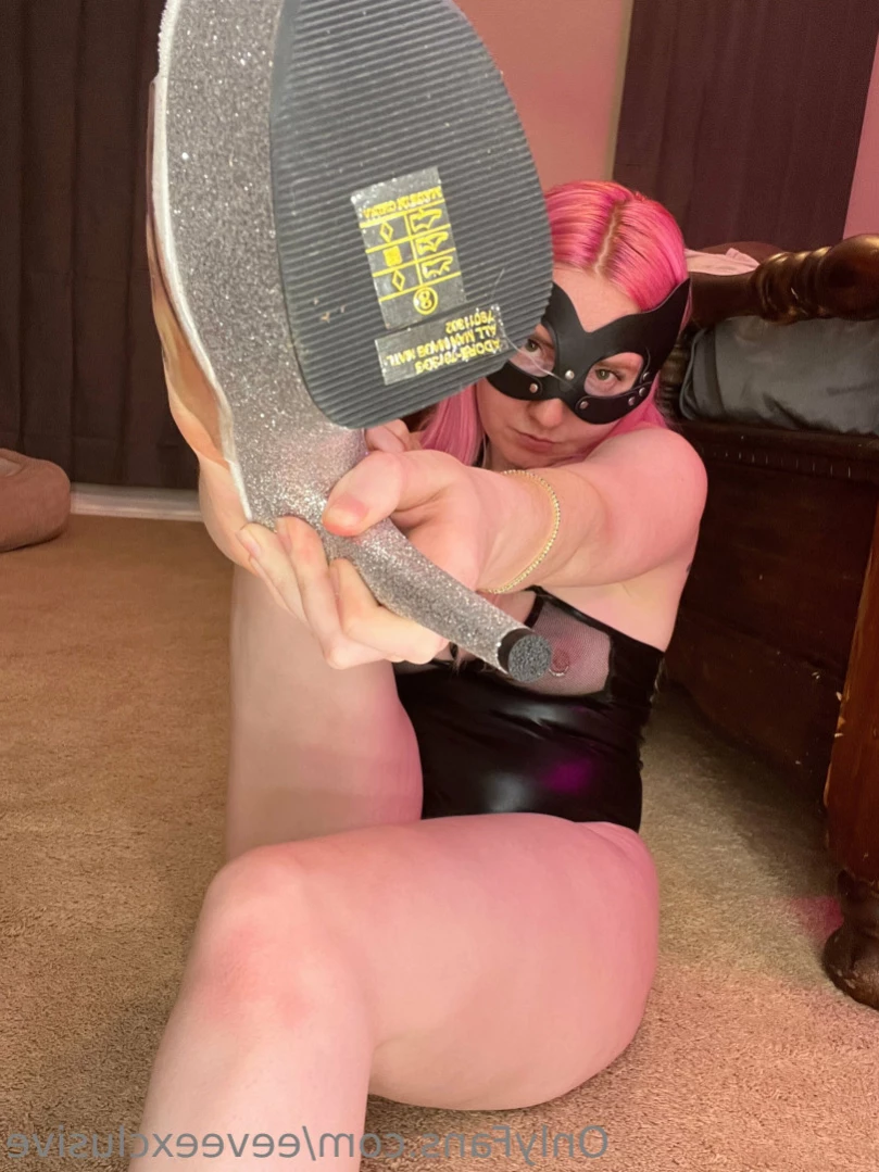 𝐄𝐞𝐯𝐞𝐞 &amp; 𝐆𝐢𝐧𝐠𝐞𝐫 𝐅𝐑𝐄𝐄 𝐕𝐈𝐃𝐄𝐎𝐒 [ eevee_noppv ] Onlyfans leaked photo 15071705 on Hotleaks.tv
