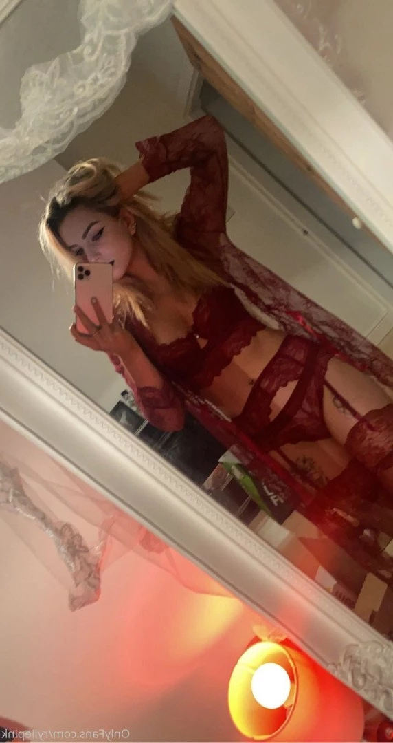 ALT GIRL 💫💕 TOP 0.76% [ ryliepink ] Onlyfans leaked photo 1047802 on Hotleaks.tv