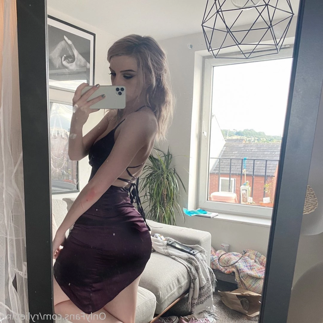 ALT GIRL 💫💕 TOP 0.76% [ ryliepink ] Onlyfans leaked photo 1047865 on Hotleaks.tv