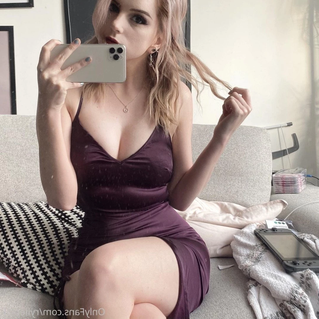 ALT GIRL 💫💕 TOP 0.76% [ ryliepink ] Onlyfans leaked photo 1047868 on Hotleaks.tv