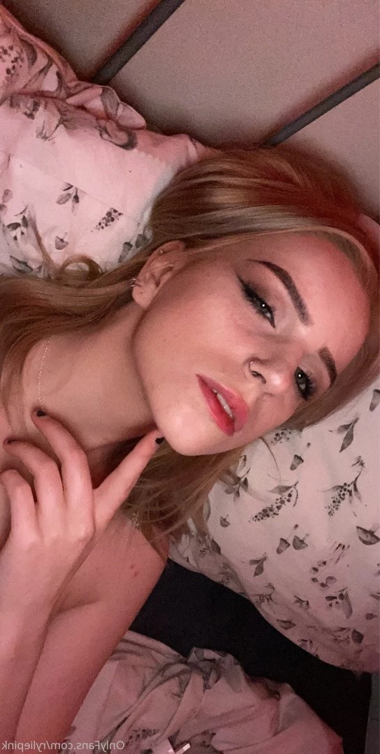 ALT GIRL 💫💕 TOP 0.76% [ ryliepink ] Onlyfans leaked photo 1047974 on Hotleaks.tv