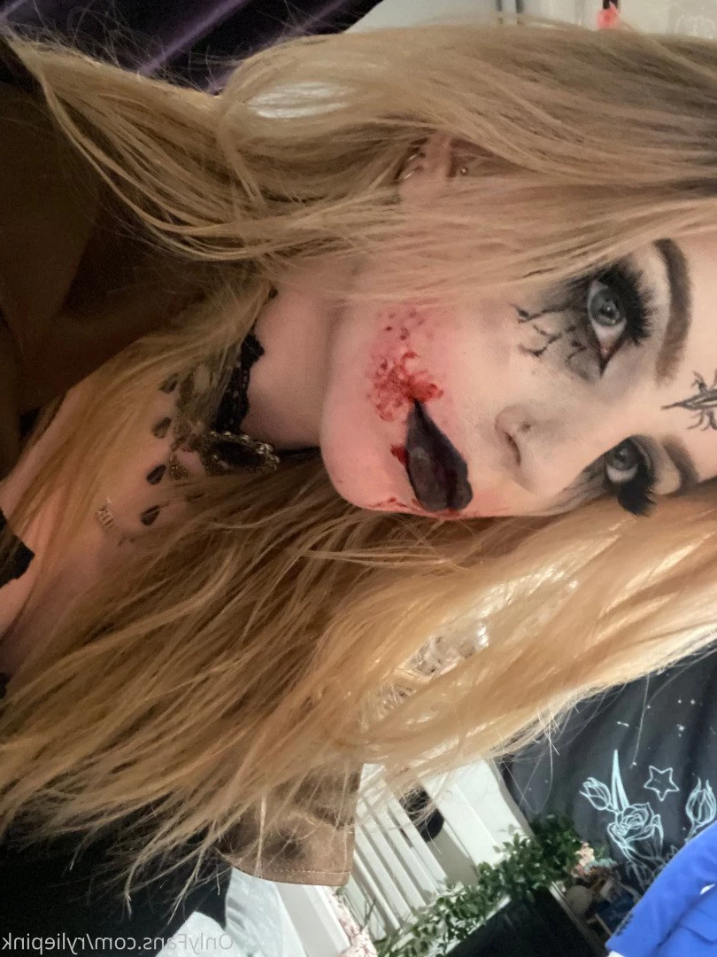 ALT GIRL 💫💕 TOP 0.76% [ ryliepink ] Onlyfans leaked photo 1048135 on Hotleaks.tv