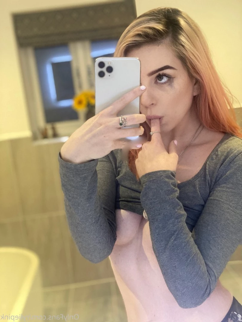 ALT GIRL 💫💕 TOP 0.76% [ ryliepink ] Onlyfans leaked photo 1048191 on Hotleaks.tv