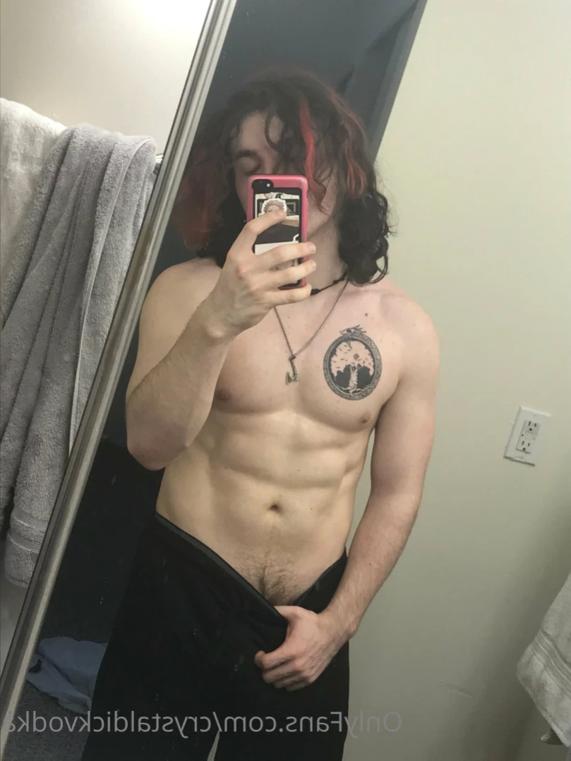 Crystal Dick Vodka [ crystaldickvodka ] Onlyfans leaked photo 14207054 on Hotleaks.tv