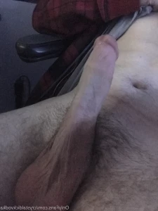 15915917