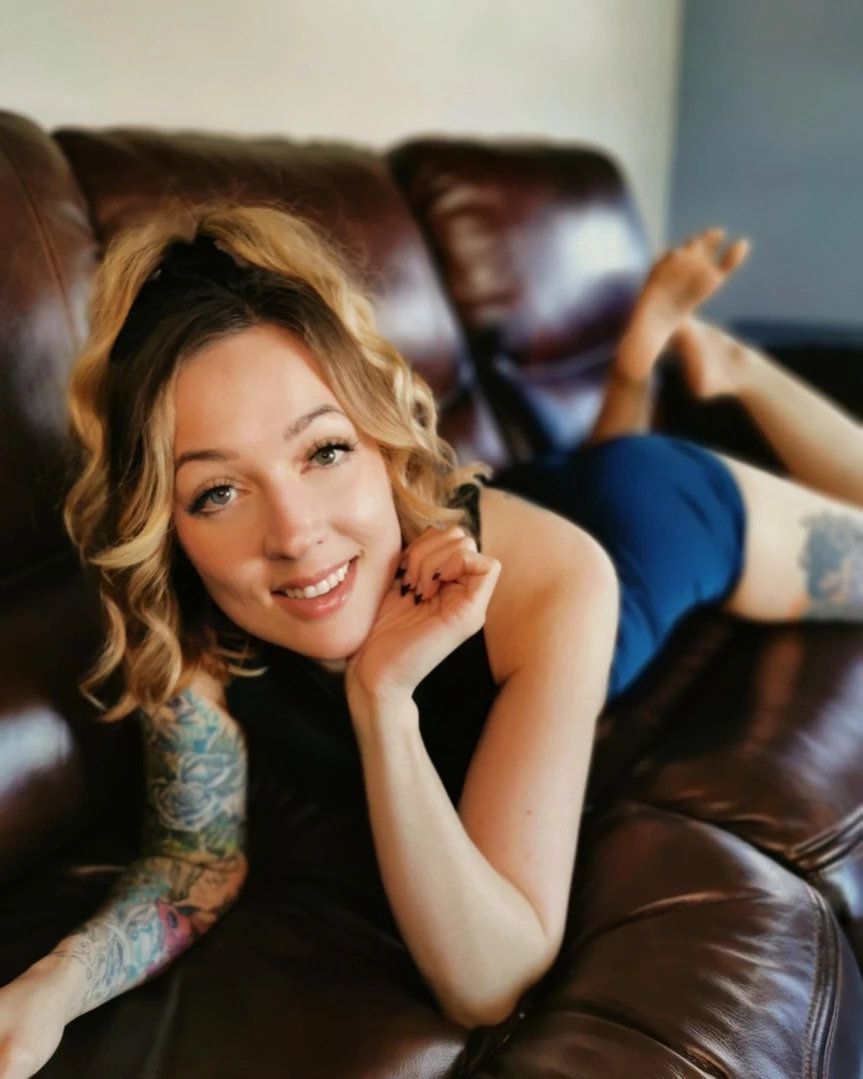 𝙁𝙍𝙀𝙀 🌼 𝑪𝒂𝒏𝒂𝒅𝒊𝒂𝒏 𝑪𝒖𝒕𝒊𝒆 𝑩𝒓𝒆𝒂 [ breasommers ] Onlyfans leaked photo 15744122 on Hotleaks.tv