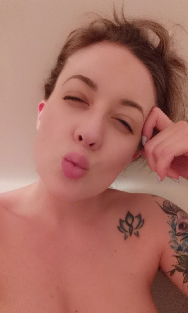 𝙁𝙍𝙀𝙀 🌼 𝑪𝒂𝒏𝒂𝒅𝒊𝒂𝒏 𝑪𝒖𝒕𝒊𝒆 𝑩𝒓𝒆𝒂 [ breasommers ] Onlyfans leaked photo 16232289 on Hotleaks.tv