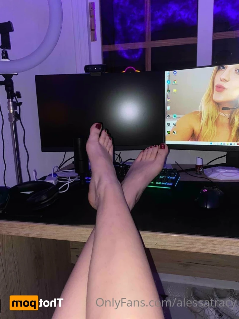 Iris [ irismrt ] Onlyfans leaked photo 15573498 on Hotleaks.tv