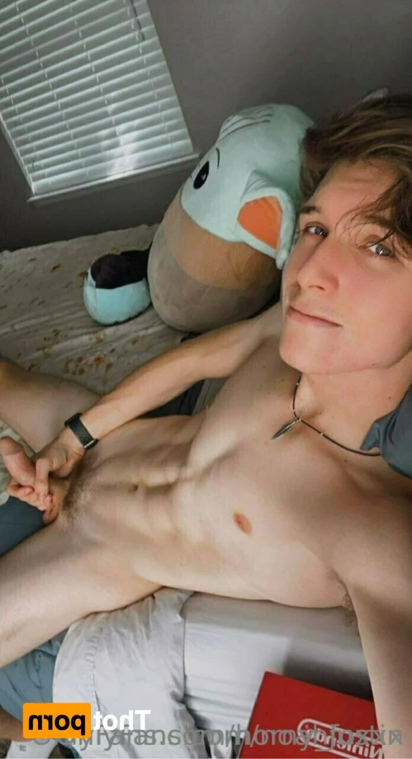 canadianjustin Onlyfans leaked photo 15972372 on Hotleaks.tv