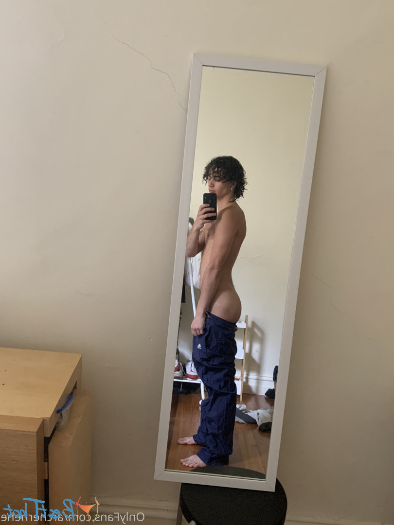 archie [ archerhehe ] Onlyfans leaked photo 18151879 on Hotleaks.tv