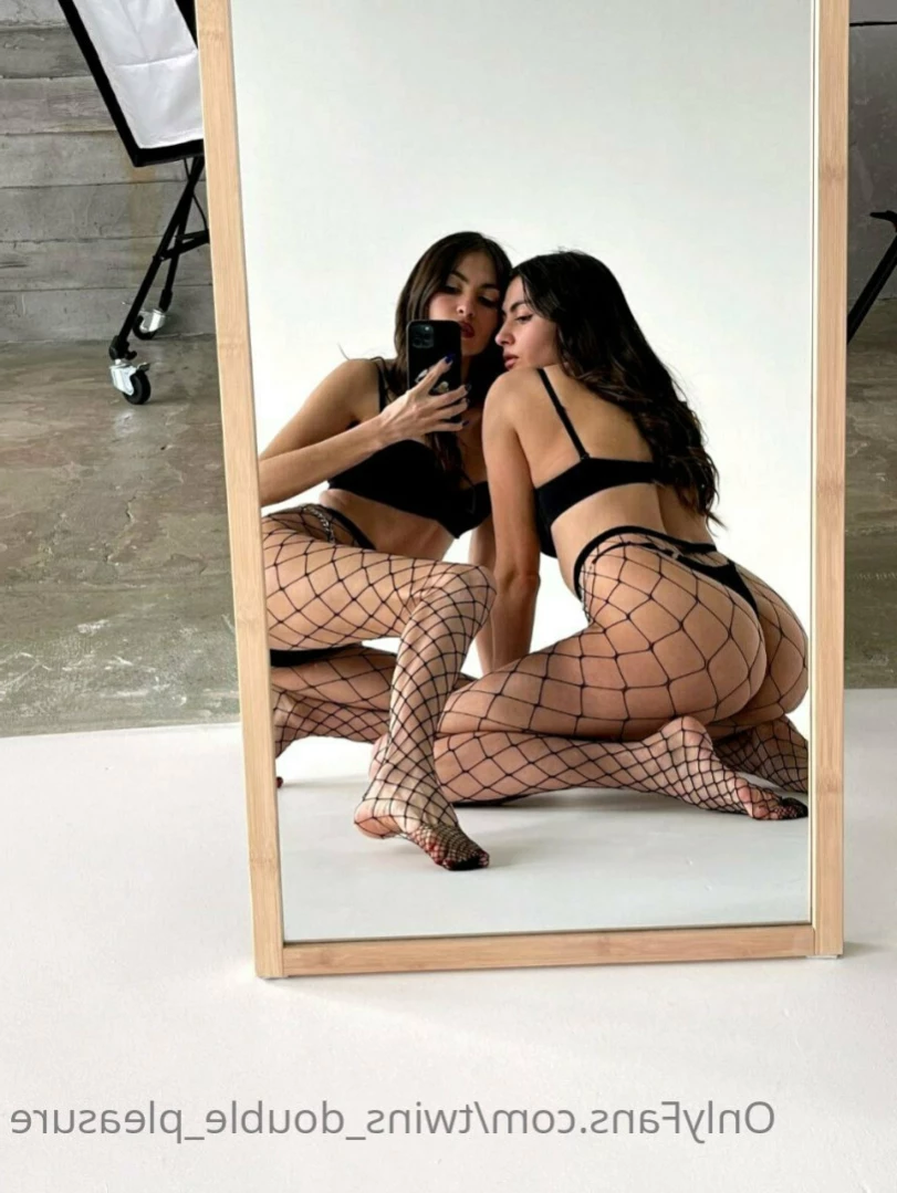Sergis Twins 👯‍♀️ Double Pleasure [ sergis_twins ] Onlyfans leaked photo 13217074 on Hotleaks.tv