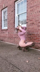 1733606