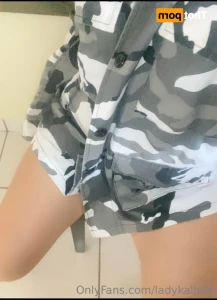 15917308