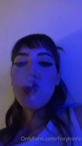 16281099