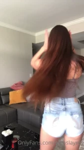1734121