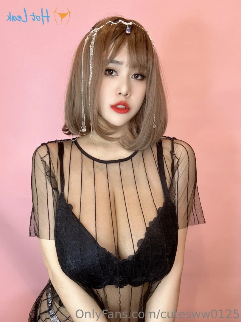 洪蓉Yoyo🌺 [ cutesww_0125 ] Onlyfans leaked photo 11011819 on Hotleaks.tv
