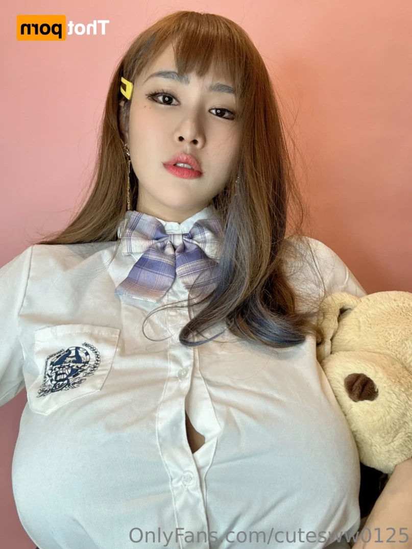 洪蓉Yoyo🌺 [ cutesww_0125 ] Onlyfans leaked photo 12215807 on Hotleaks.tv