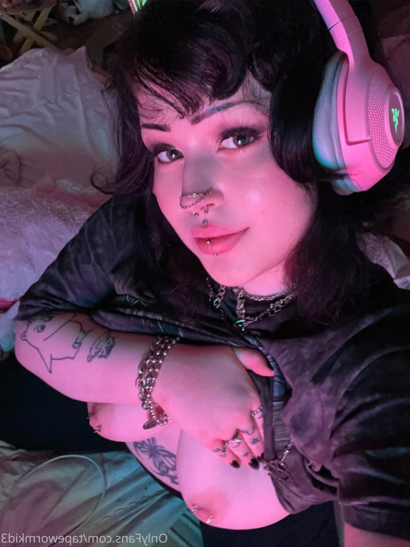 Bella [ tapewormkid3 ] Onlyfans leaked photo 13034510 on Hotleaks.tv