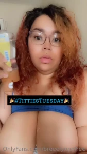 11377885