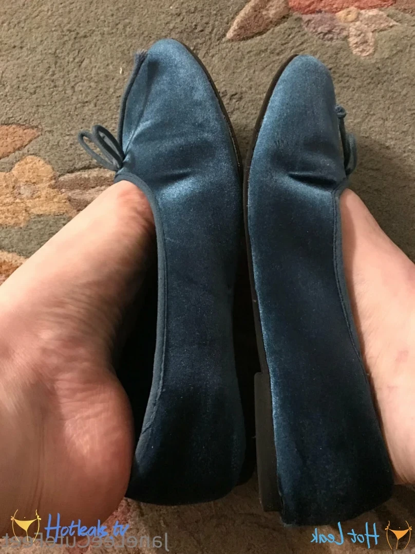 janeleecutefeet Onlyfans leaked photo 13459661 on Hotleaks.tv