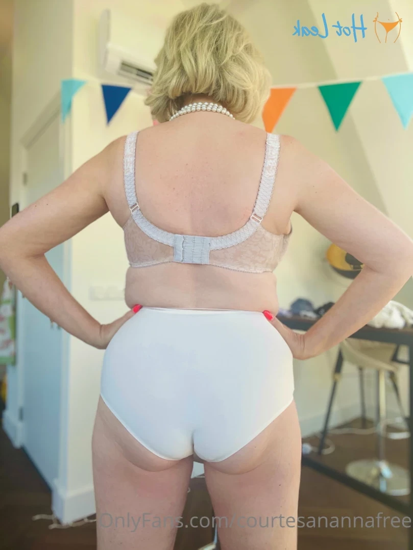 courtesanannafree Onlyfans leaked photo 12106016 on Hotleaks.tv