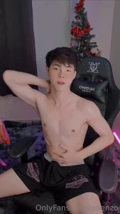 15911144