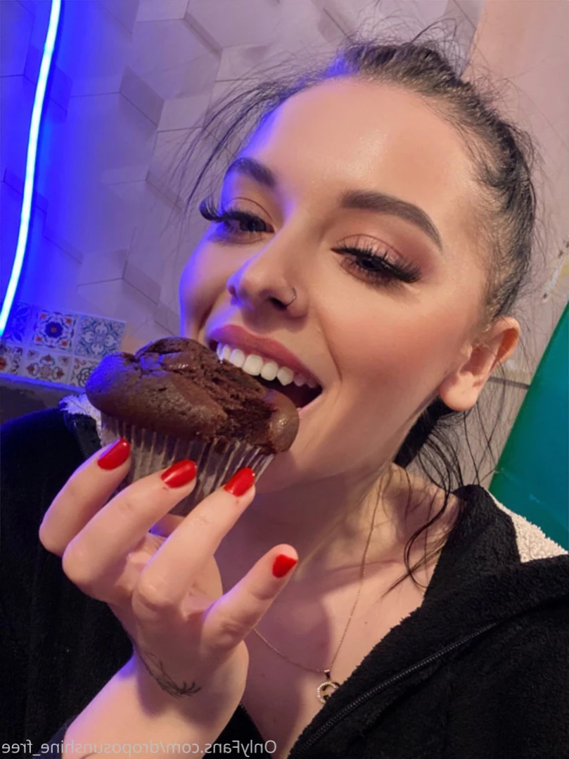 Drop Of Sunshine FREE [ droposunshine_free ] Onlyfans leaked photo 14087743 on Hotleaks.tv