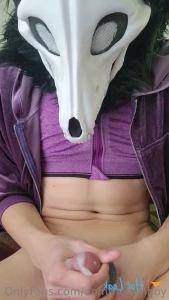 13683992