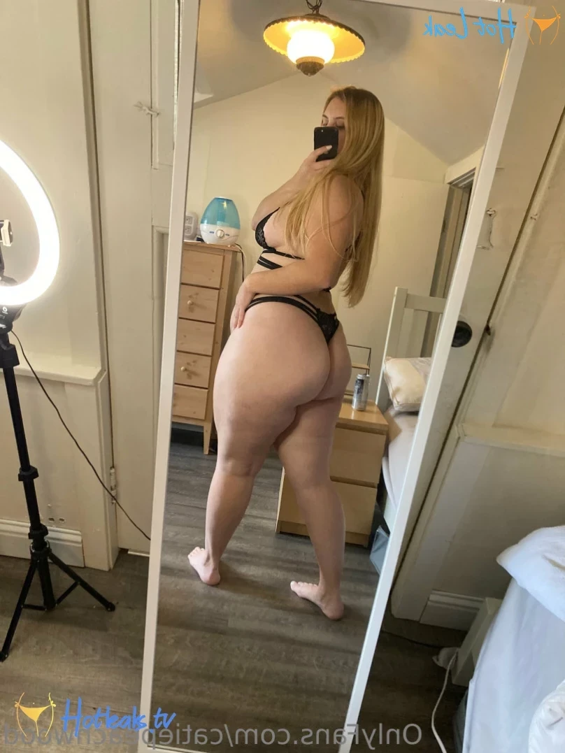 Catie P [ thecatiep ] Onlyfans leaked photo 13244206 on Hotleaks.tv