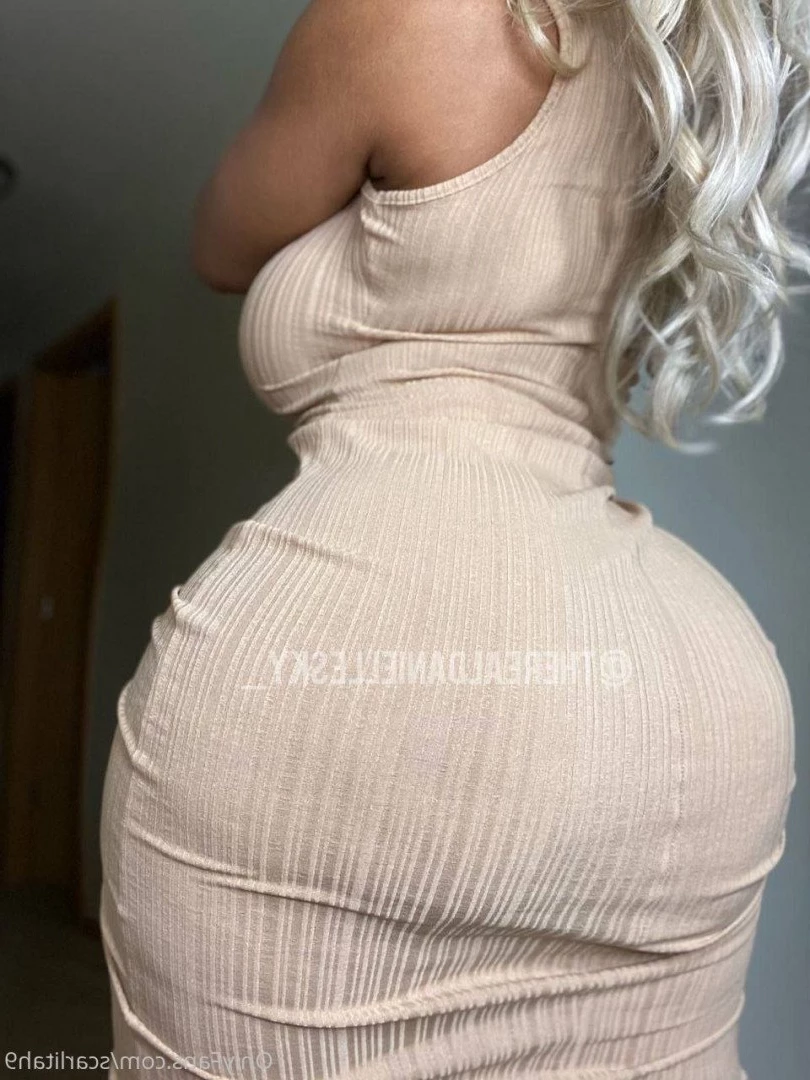😈 they tell me the milk dog 🍑🐩💥🤤 [ scarlitah9 ] Onlyfans leaked photo 1068150 on Hotleaks.tv