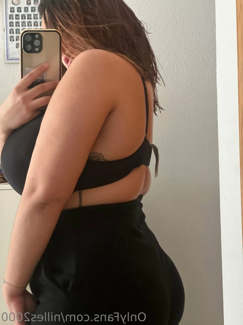 Nuria Sanchez Moreno [ nilles2000 ] Onlyfans leaked photo 15629679 on Hotleaks.tv