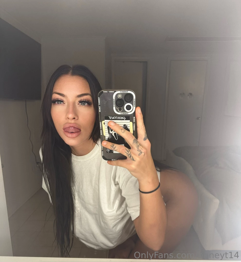 Tristin G [ honeyt14 ] Onlyfans leaked photo 18474776 on Hotleaks.tv