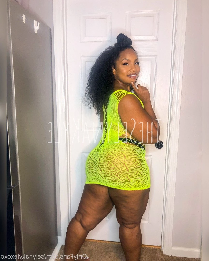 BIG BOOTY FREAK 😝 [ selynakylexoxo ] Onlyfans leaked photo 1074972 on Hotleaks.tv