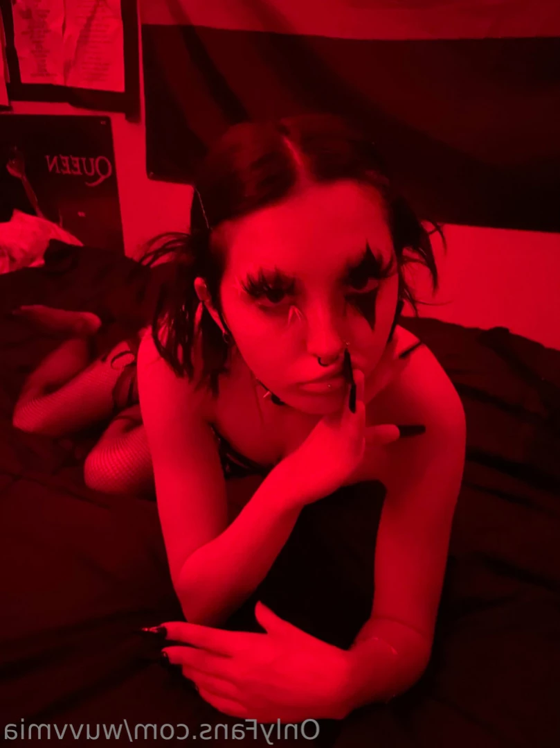 mia [ wuvvmia ] Onlyfans leaked photo 14002300 on Hotleaks.tv