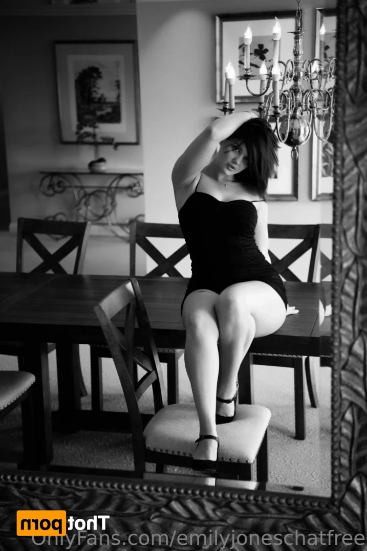 Emily Jones [ emilyjoneschatfree ] Onlyfans leaked photo 12626989 on Hotleaks.tv