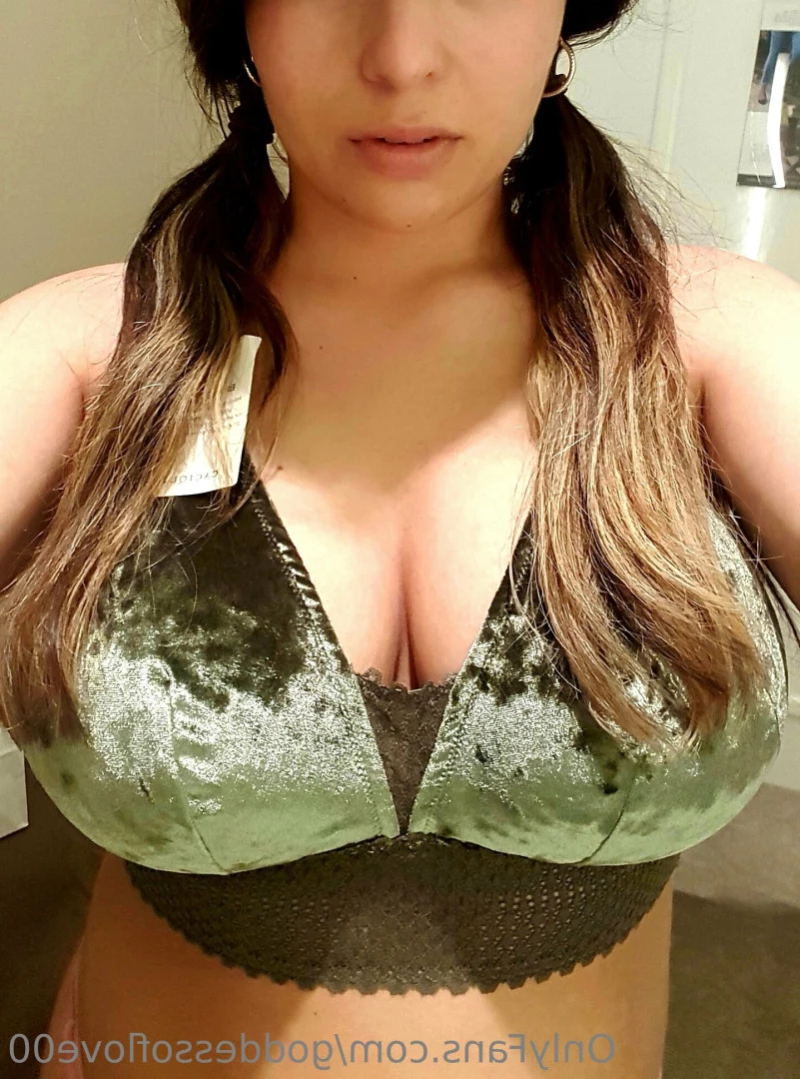 goddessoflove00 Onlyfans leaked photo 14173179 on Hotleaks.tv