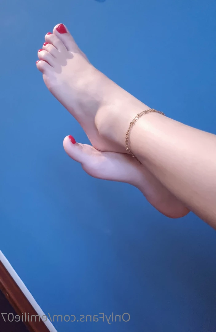 Emilie. [ emilie07 ] Onlyfans leaked photo 14765905 on Hotleaks.tv