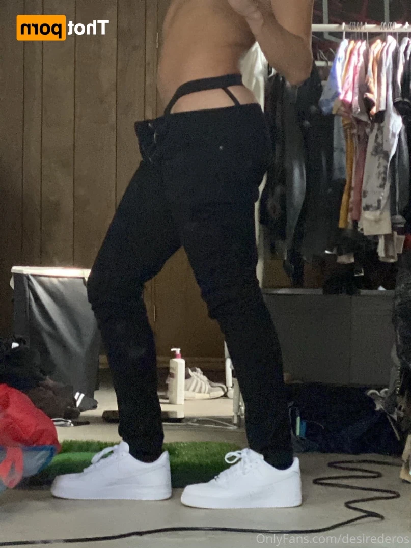 eros [ desirederos ] Onlyfans leaked photo 14889019 on Hotleaks.tv