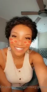 CREAMY PRETTY PUSSY💦 [ gimmiegigixoxo ] Onlyfans leaked video 18062562 on Hotleaks.tv
