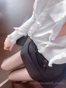 1746923