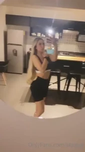 18061076