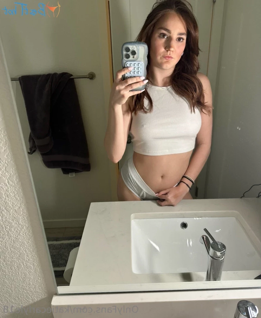 katie!! ♡ [ katiecarlyle18 ] Onlyfans leaked photo 18575689 on Hotleaks.tv