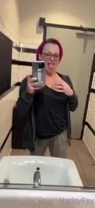 Stepmom domme ⛓ pegging ⛓ HarleyRey [ harleyrey ] Onlyfans leaked video 18056747 on Hotleaks.tv