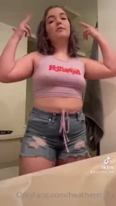 🩷Heather🩷 [ heatherrr_13 ] Onlyfans leaked video 18055208 on Hotleaks.tv